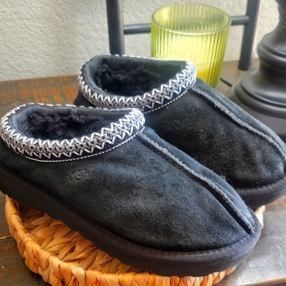 UGG Women Size 5 Tasman Black Slippers